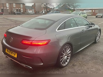 Used Mercedes-Benz E Class 2018 for sale - 77340089: Photo