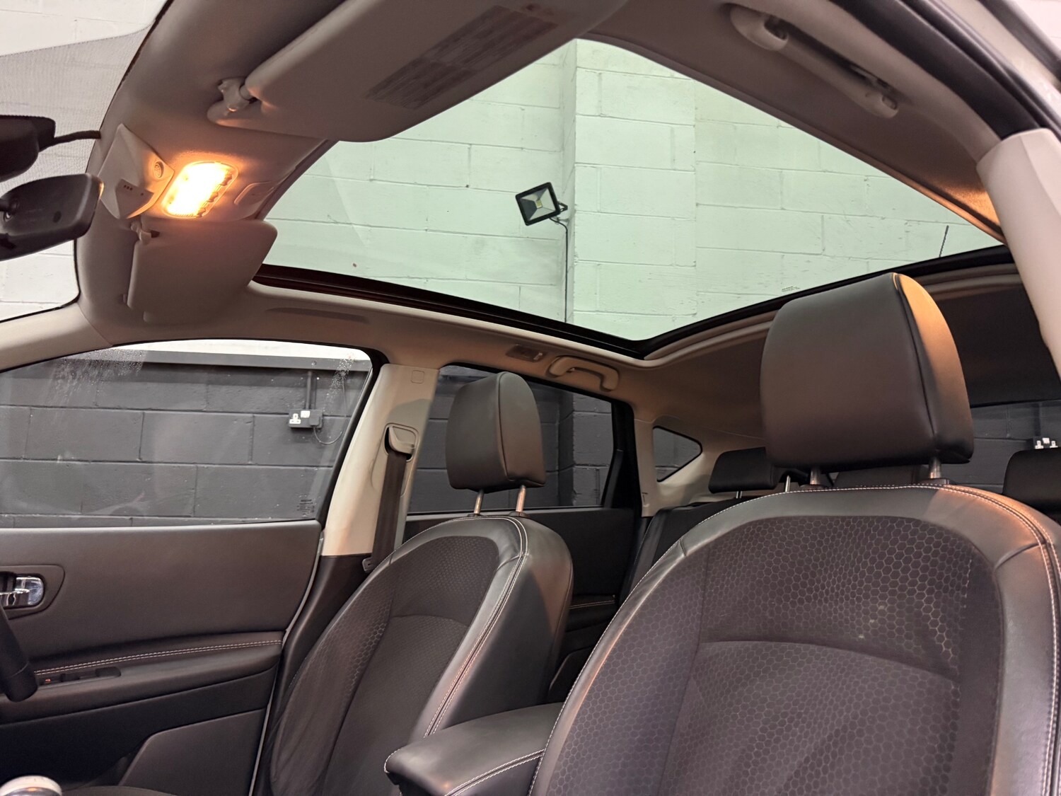 Used Nissan Qashqai 2013 for sale - 77744333: Photo 17