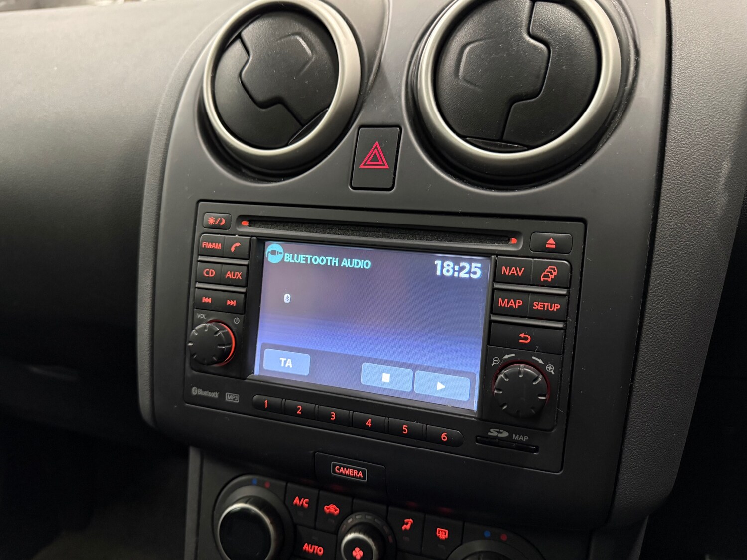 Used Nissan Qashqai 2013 for sale - 77744333: Photo 21