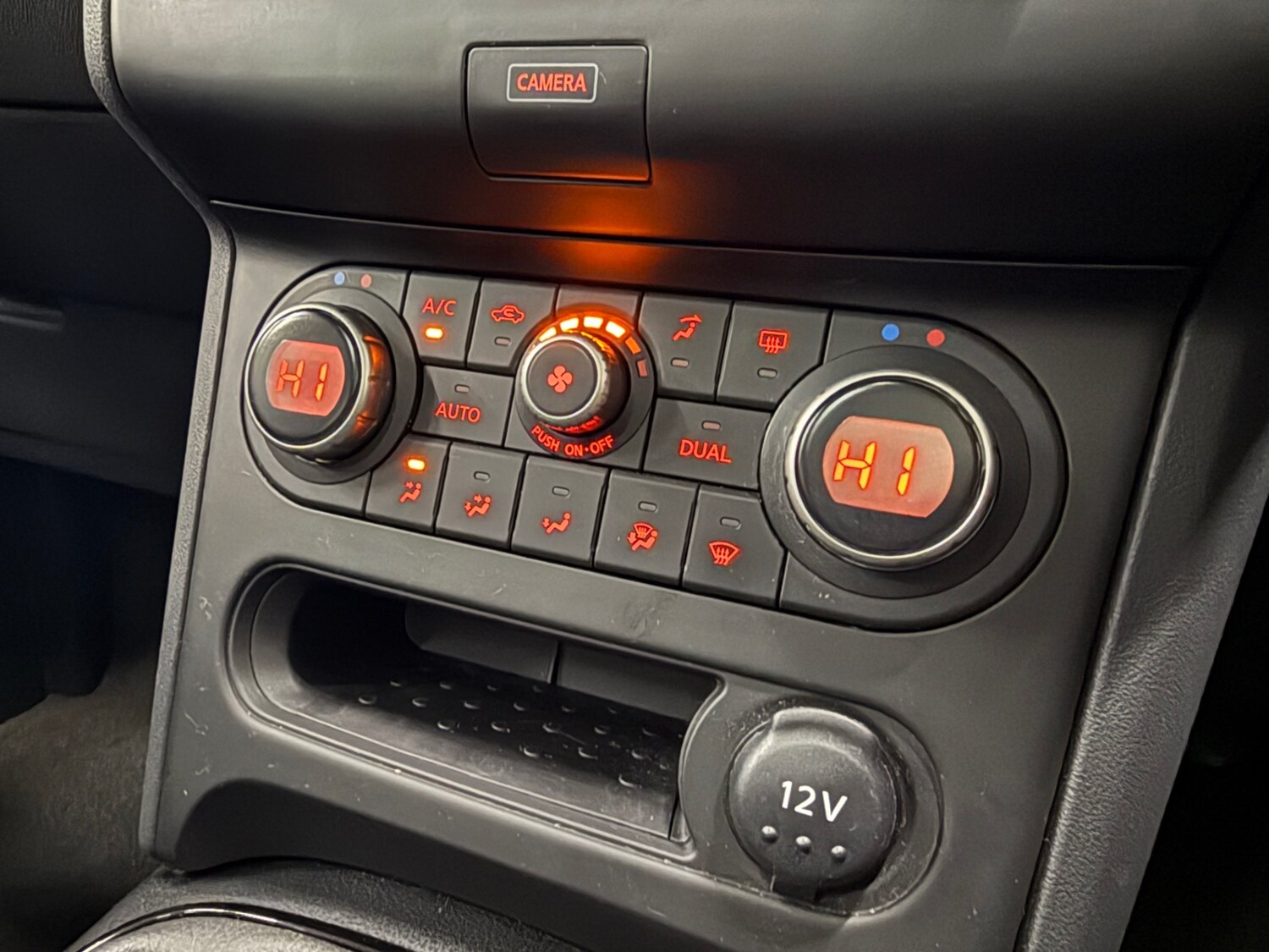 Used Nissan Qashqai 2013 for sale - 77744333: Photo 24