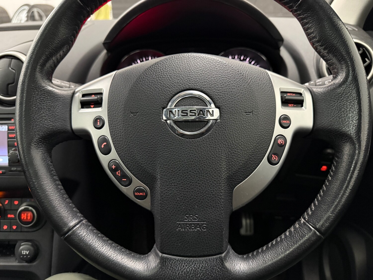 Used Nissan Qashqai 2013 for sale - 77744333: Photo 25