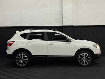 Used Nissan Qashqai 2013 for sale - 77744333: Photo