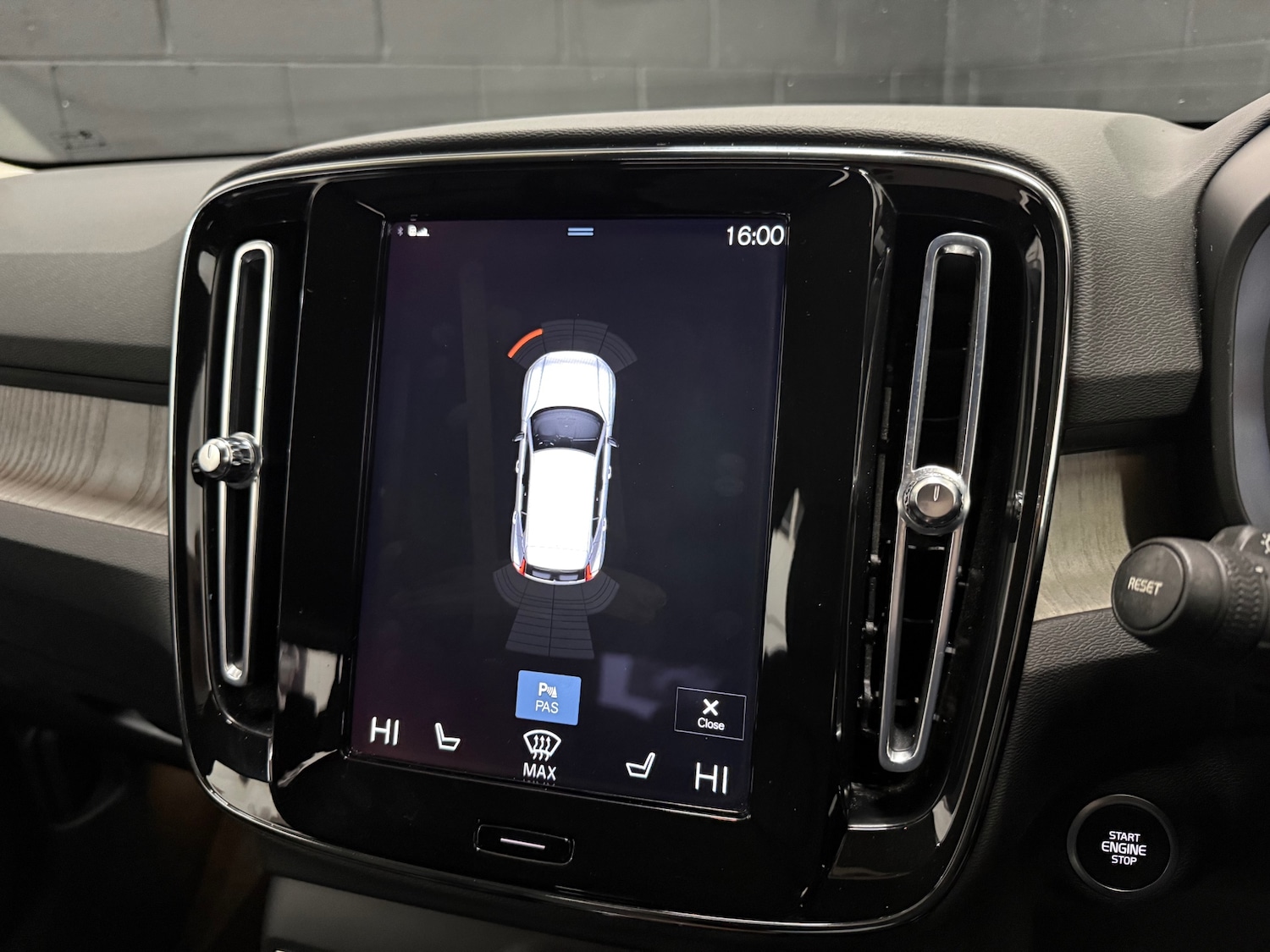 Used Volvo XC40 2021 for sale - 77208617: Photo 26