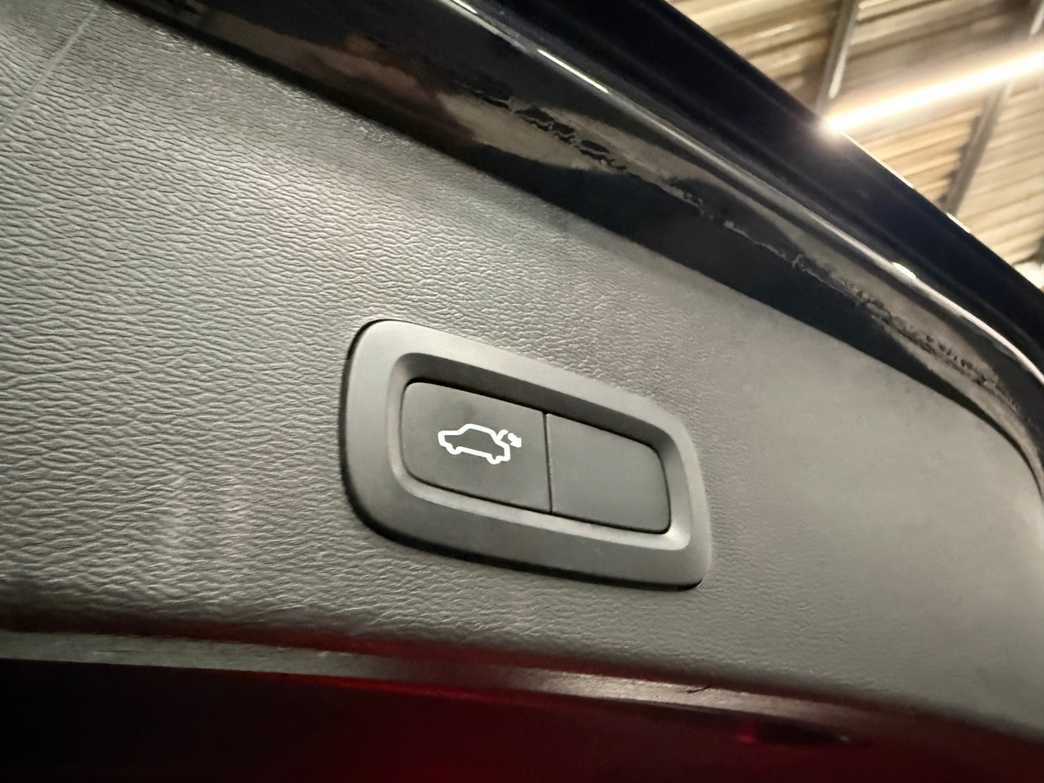 Used Volvo XC40 2021 for sale - 77208617: Photo 40