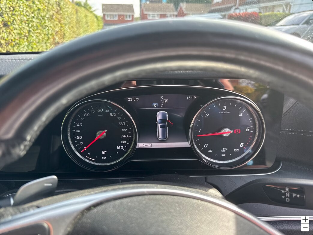 Used Mercedes-Benz E-Class 2017 for sale - 76027837: Photo 9