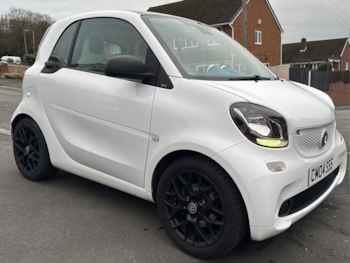 smart fortwo feature image