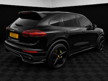 Used Porsche Cayenne 2015 for sale - 78568666: Photo