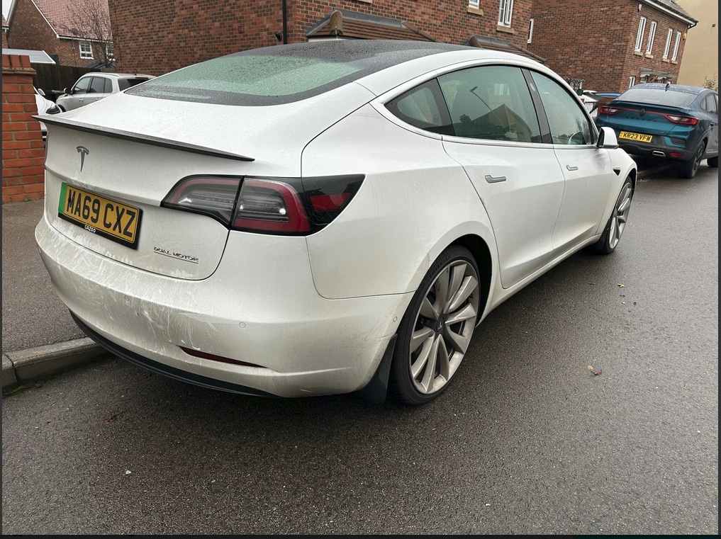 Used Tesla Model 3 2019 for sale - 76611240: Photo 3