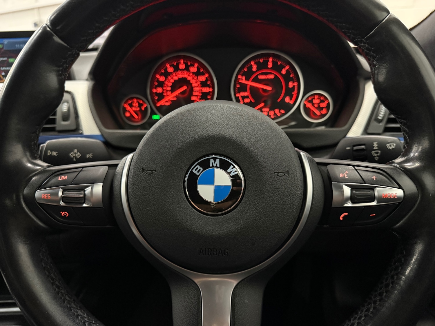 Used BMW 3 Series 2014 for sale - 76101866: Photo 31