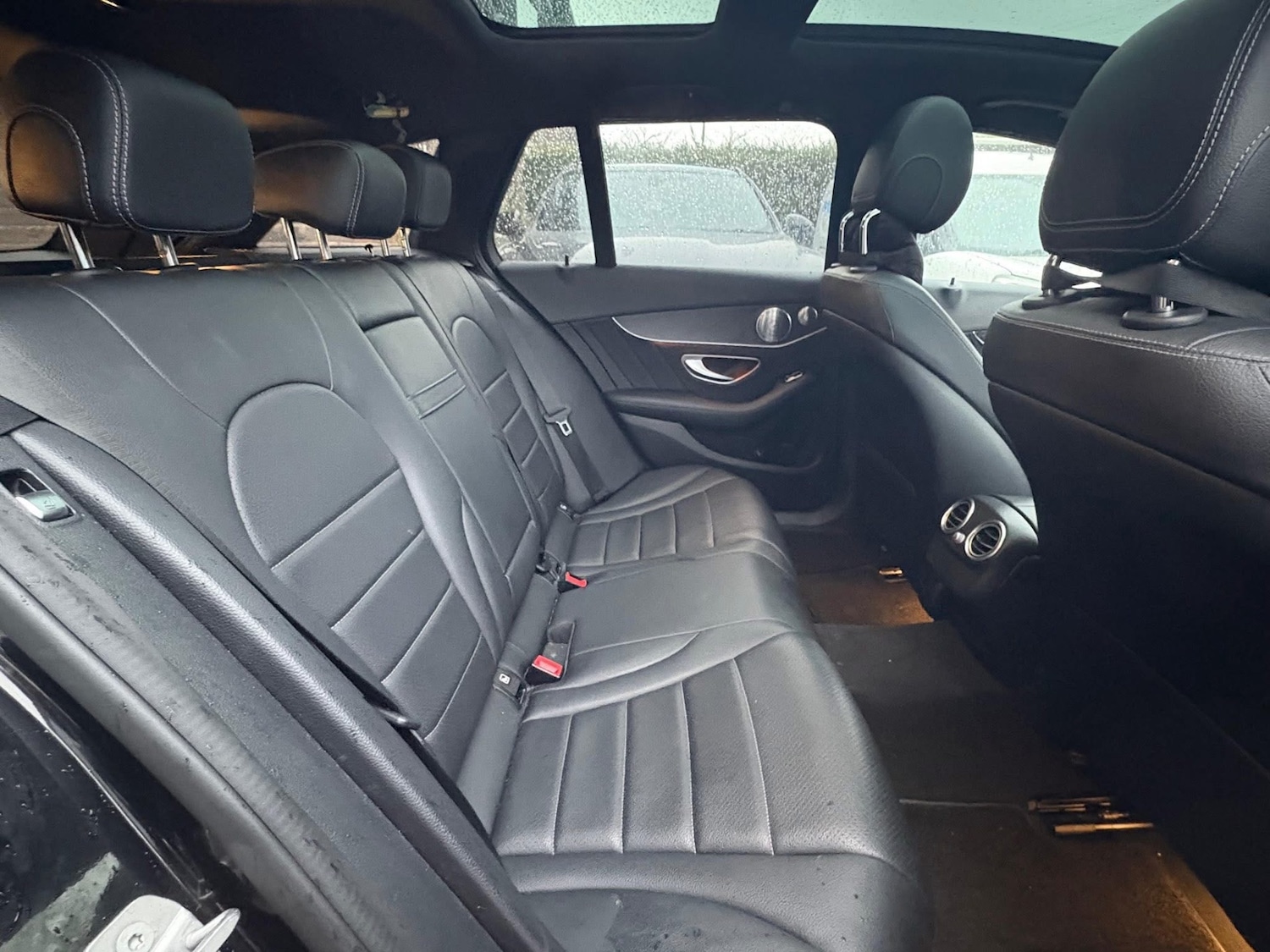 Used Mercedes-Benz C Class 2017 for sale - 77272523: Photo 8