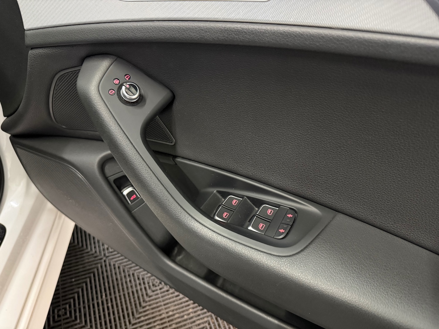 Used Audi A6 2016 for sale - 76436670: Photo 41