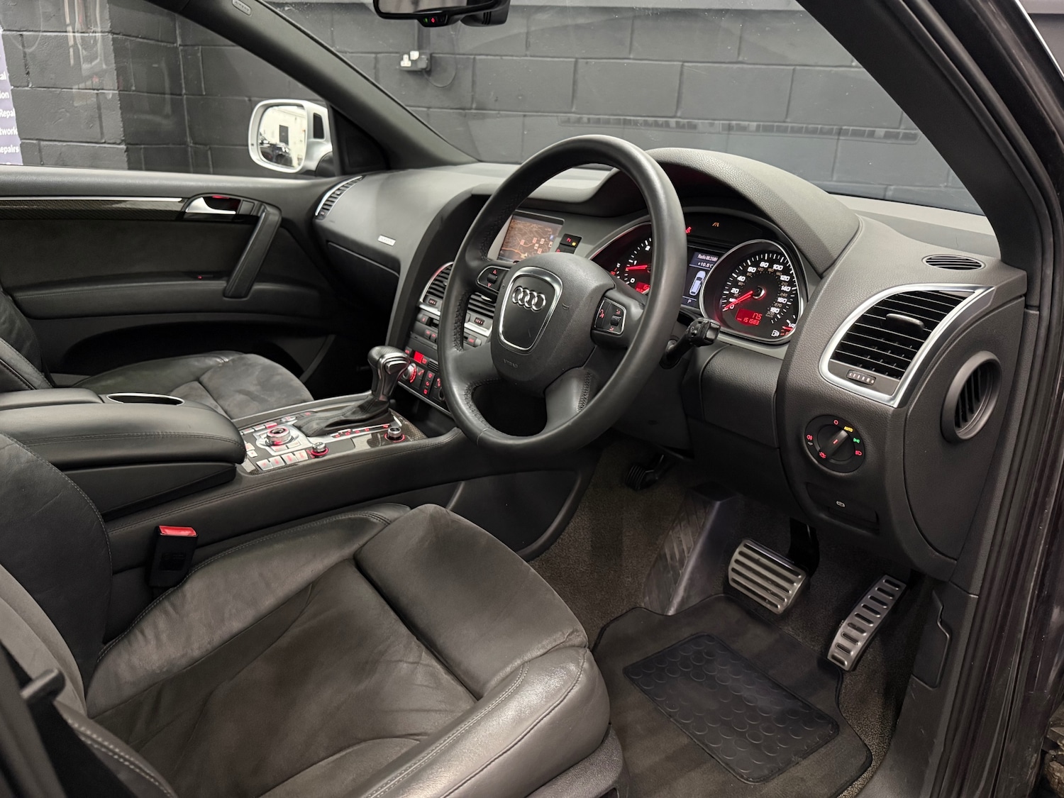 Used Audi Q7 2009 for sale - 77247653: Photo 10