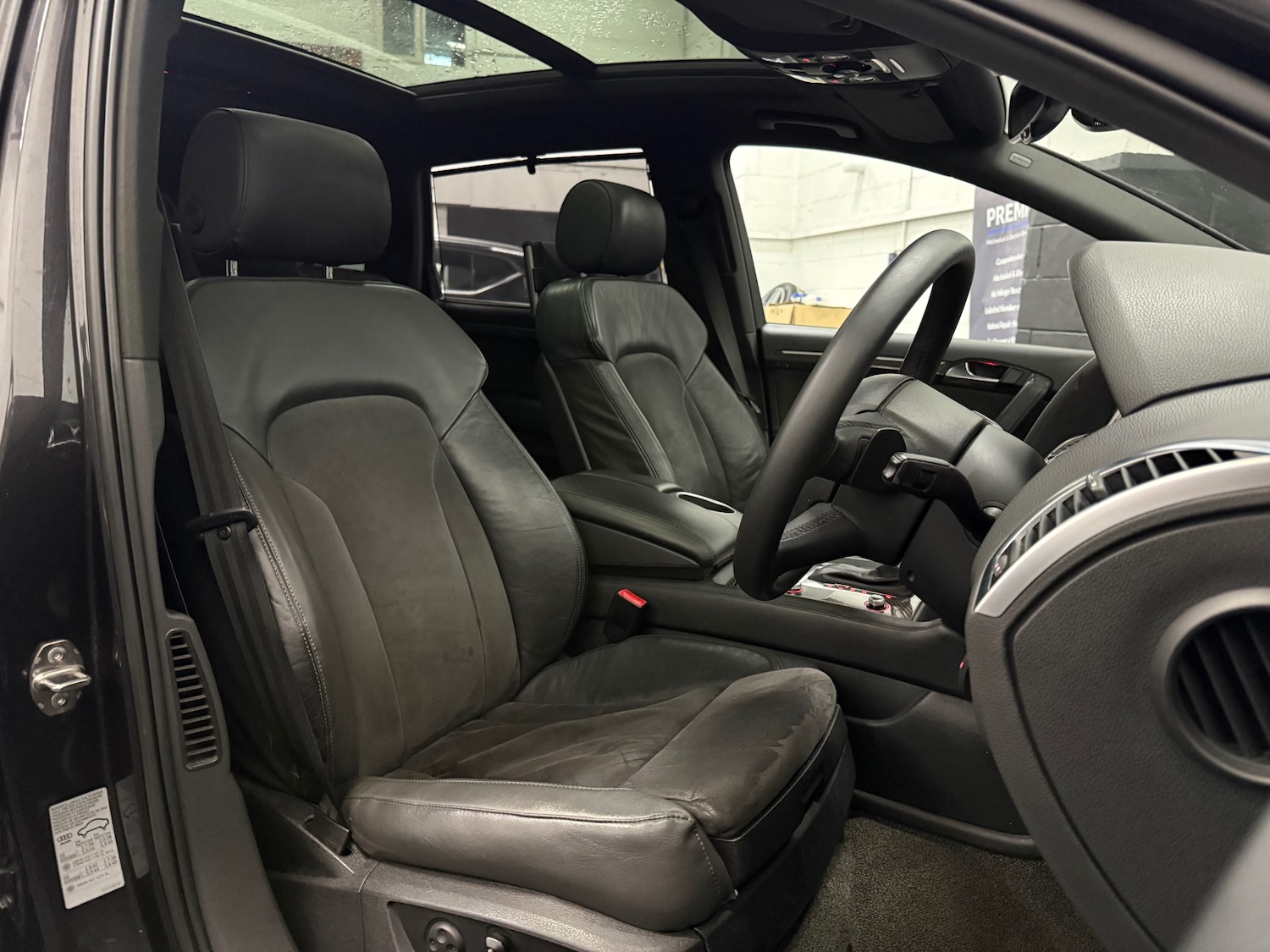 Used Audi Q7 2009 for sale - 77247653: Photo 11