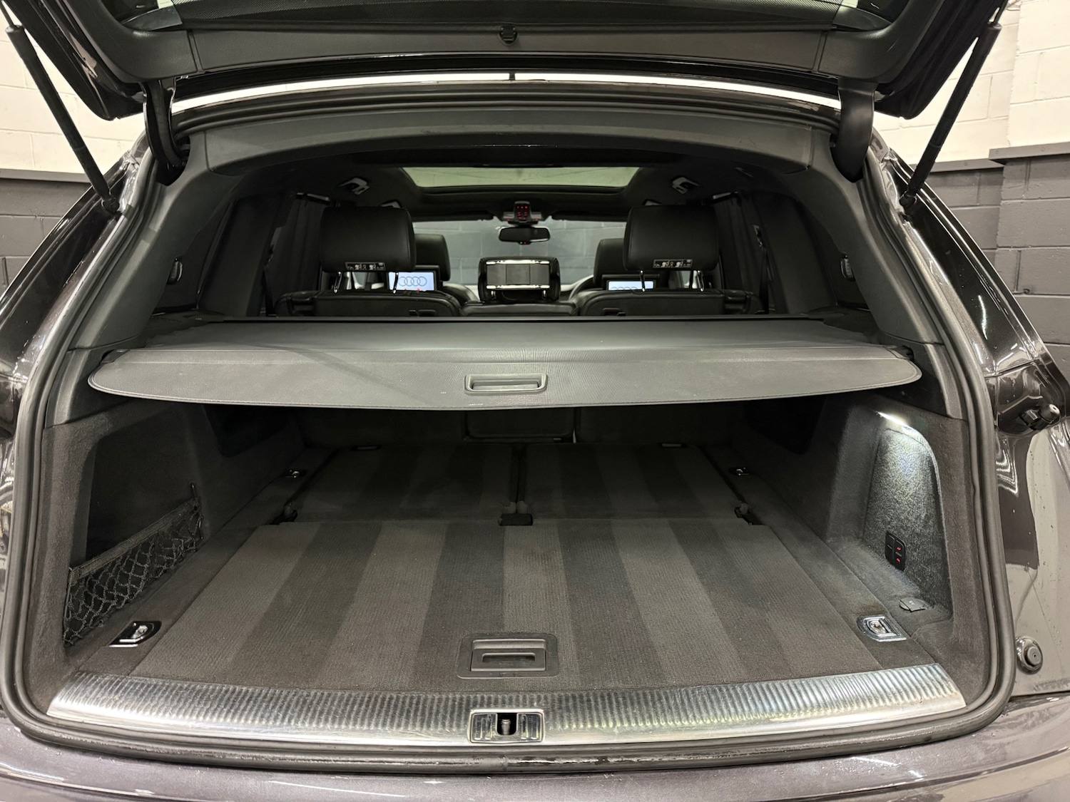 Used Audi Q7 2009 for sale - 77247653: Photo 21