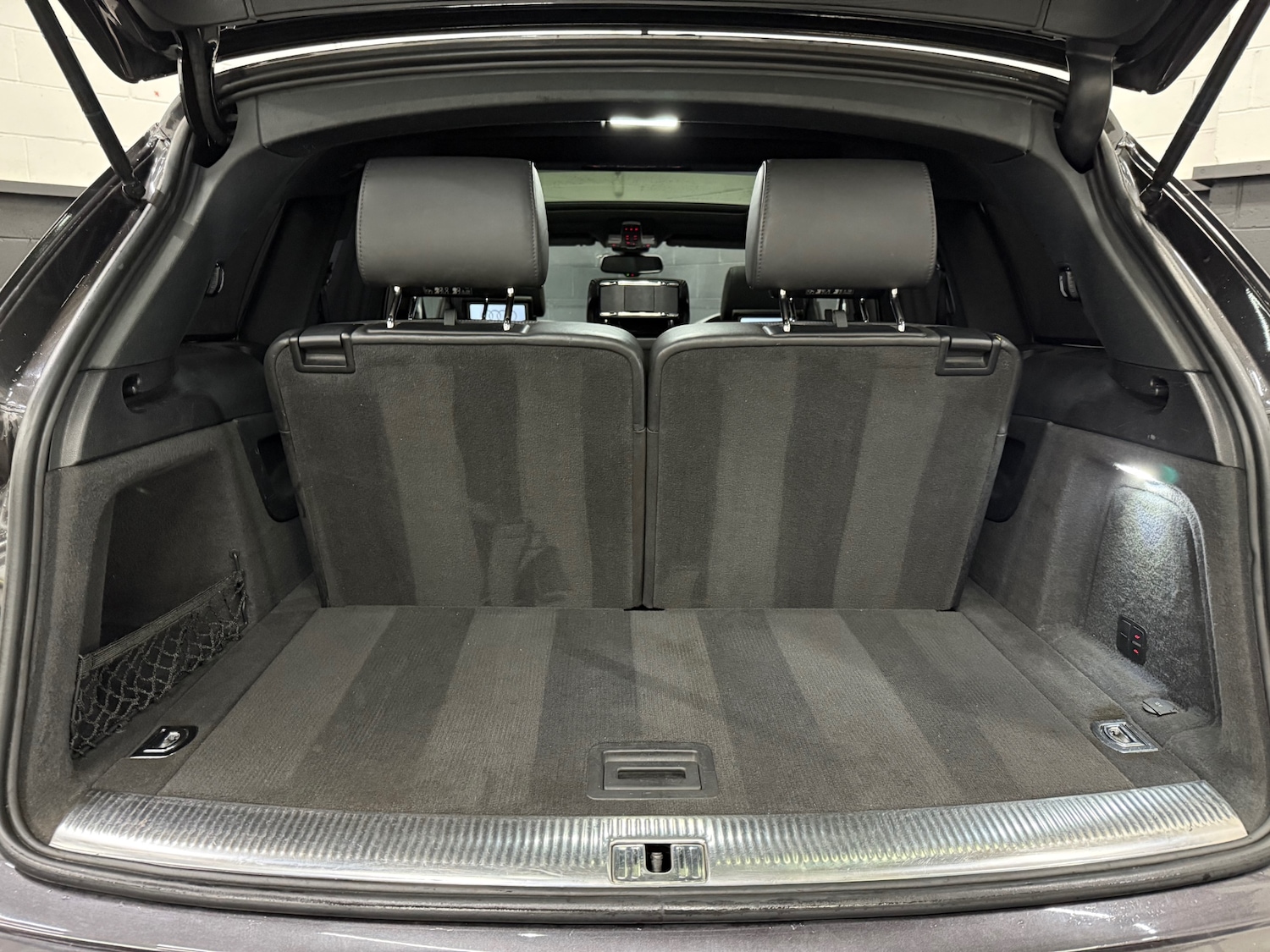 Used Audi Q7 2009 for sale - 77247653: Photo 23