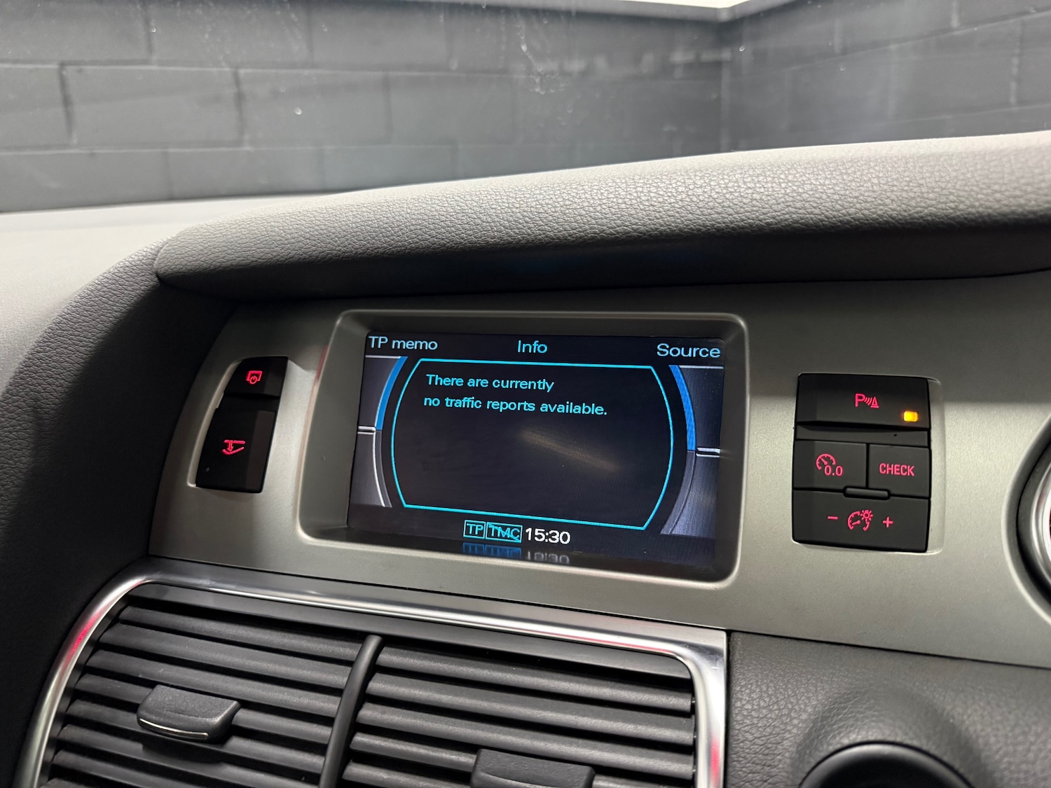 Used Audi Q7 2009 for sale - 77247653: Photo 31