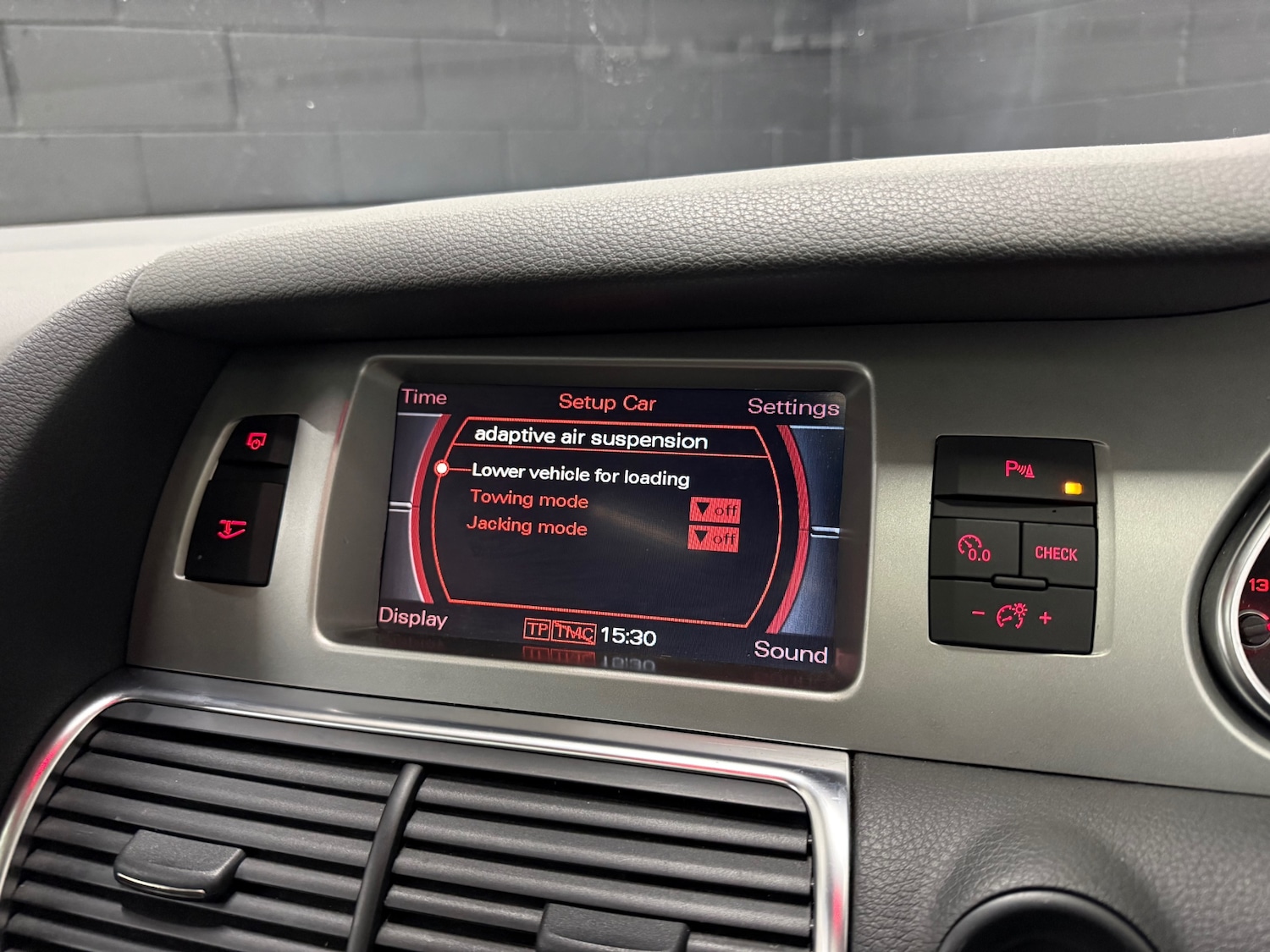 Used Audi Q7 2009 for sale - 77247653: Photo 33