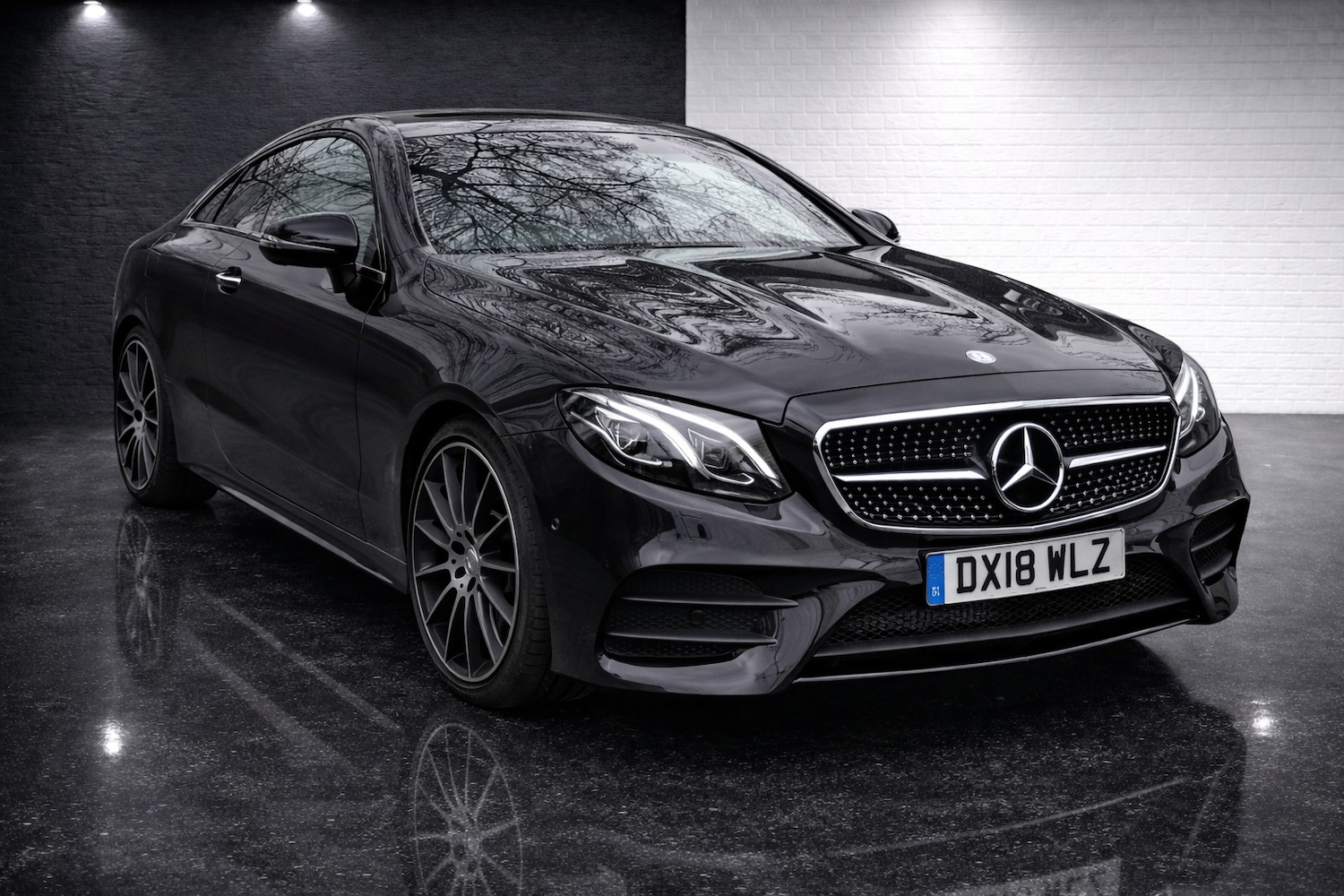 Used Mercedes-Benz E Class 2018 for sale - 78212115: Photo 1