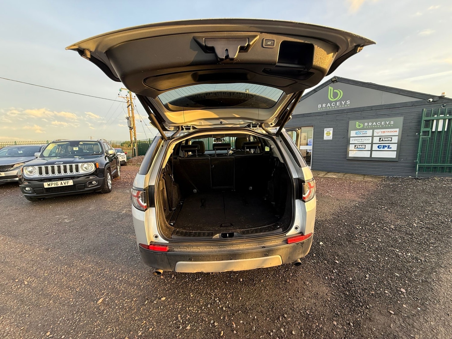 Used Land Rover Discovery Sport 2019 for sale - 76413999: Photo 15