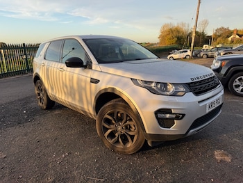 Used Land Rover Discovery Sport 2019 for sale - 76413999: Photo