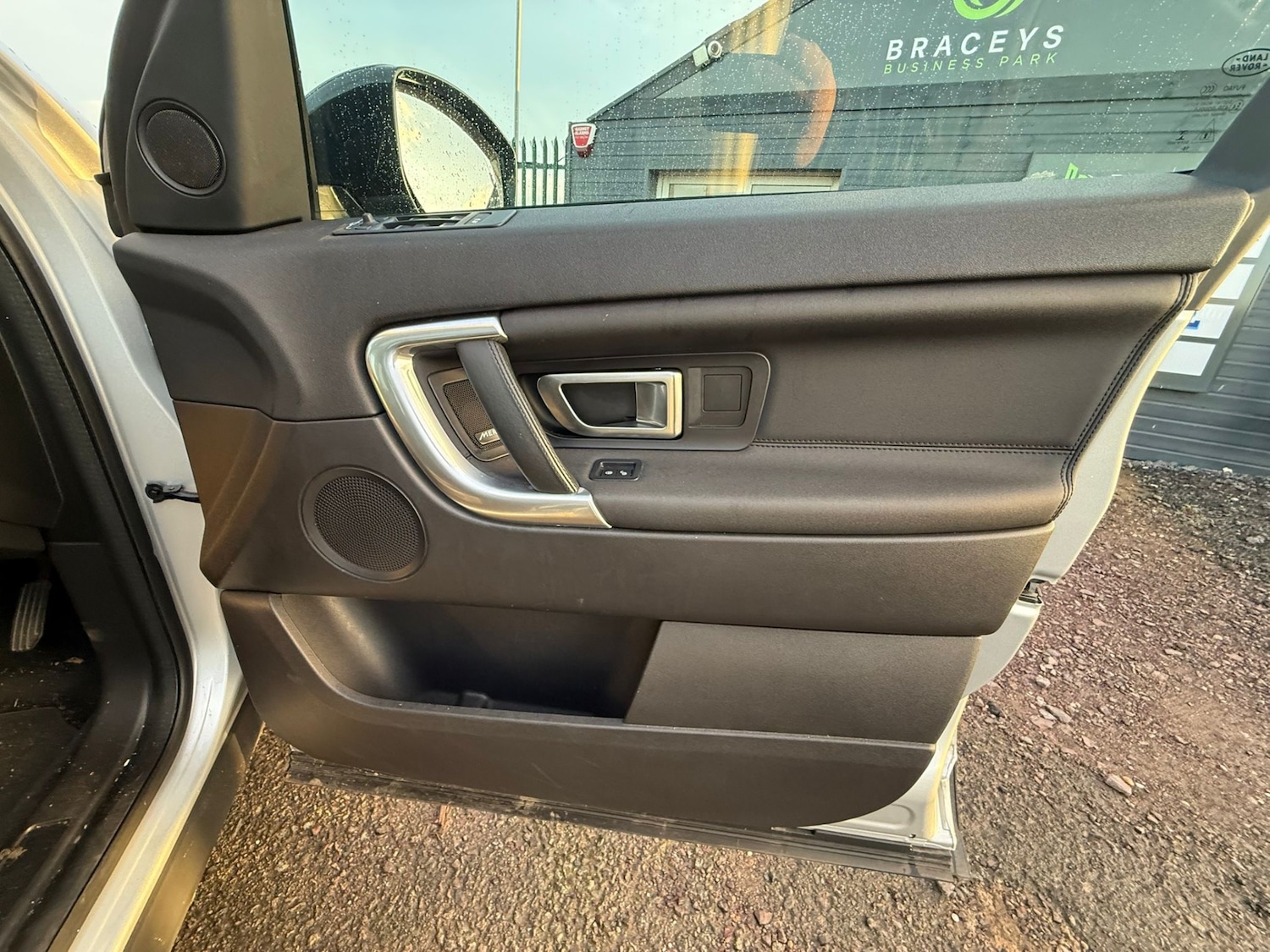 Used Land Rover Discovery Sport 2019 for sale - 76413999: Photo 24