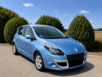 Used Renault Scenic 2012 for sale - 79625880: Photo