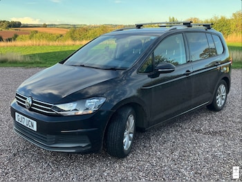 Used Volkswagen Touran 2017 for sale - 75925274: Photo