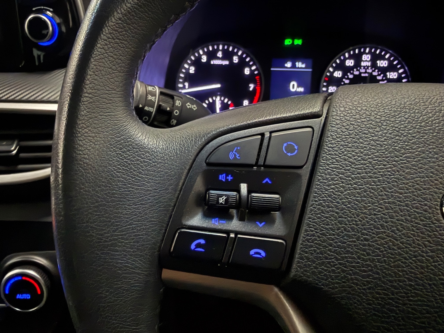 Used Hyundai TUCSON 2019 for sale - 75762140: Photo 27