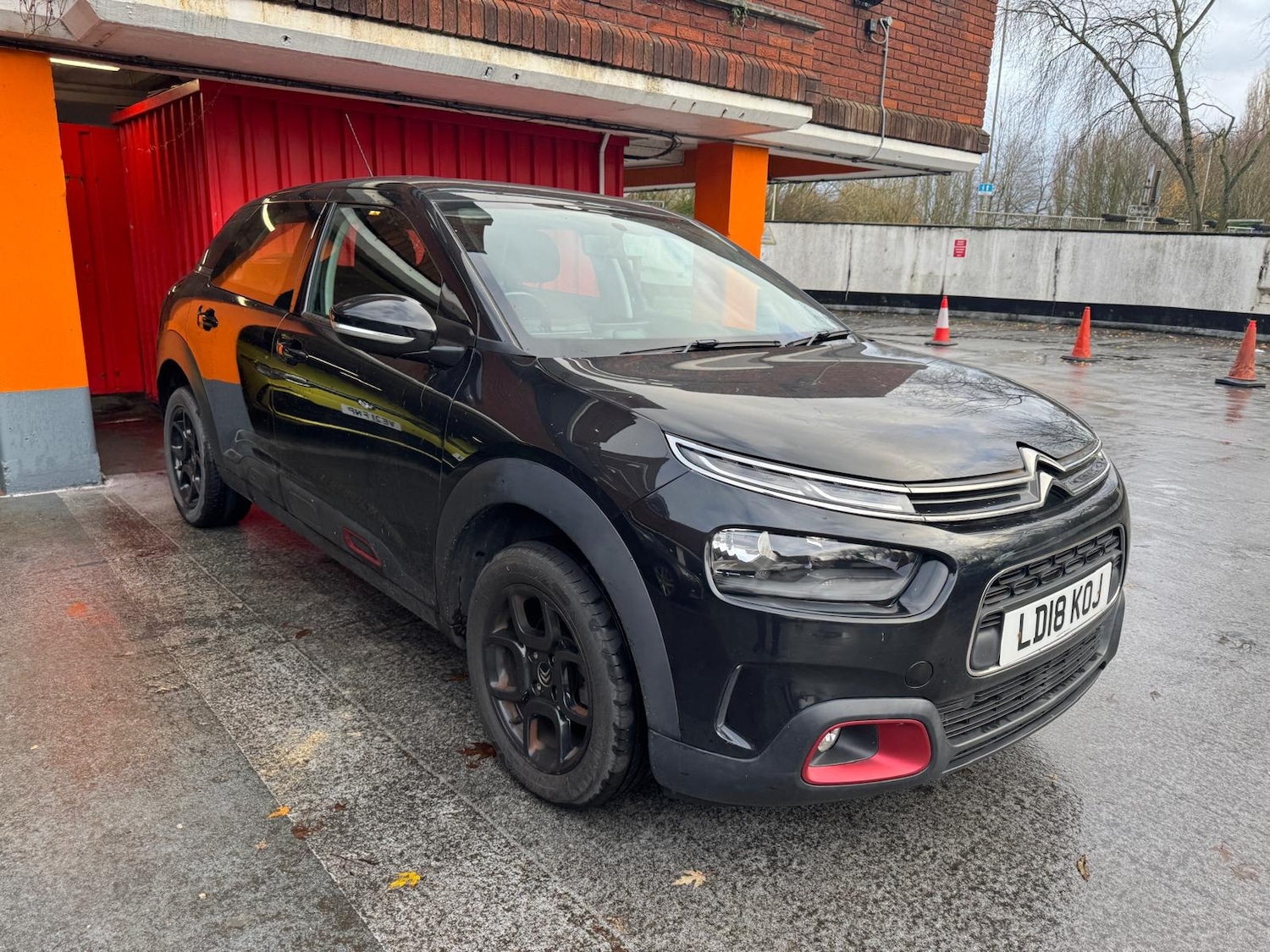 Used Citroen C4 Cactus 2018 for sale - 76847015: Photo 1