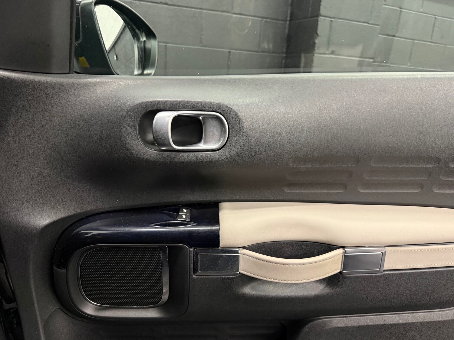 Used Citroen C4 Cactus 2018 for sale - 76847015: Photo 32