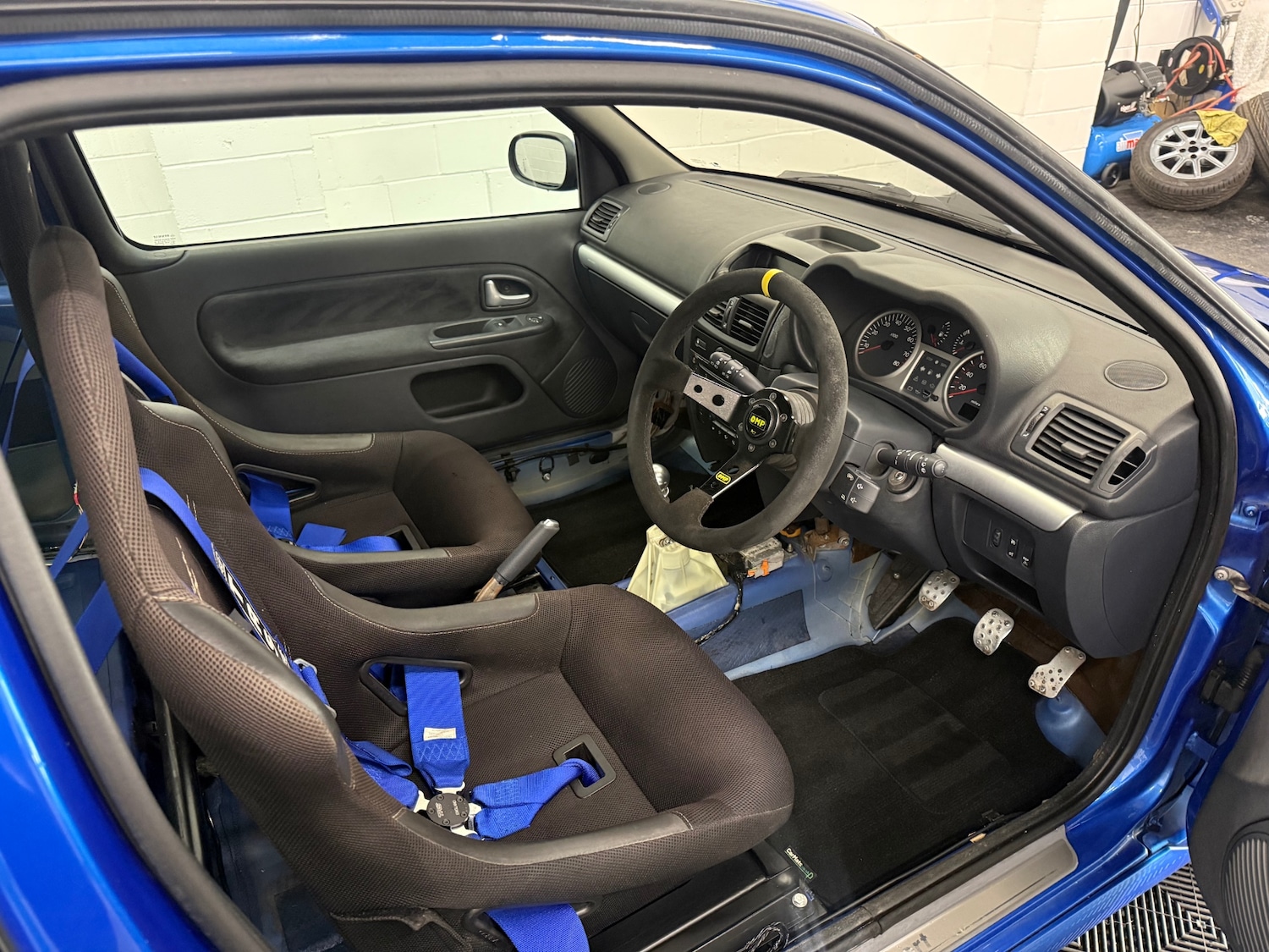 Used Renault Clio 2005 for sale - 76347311: Photo 8