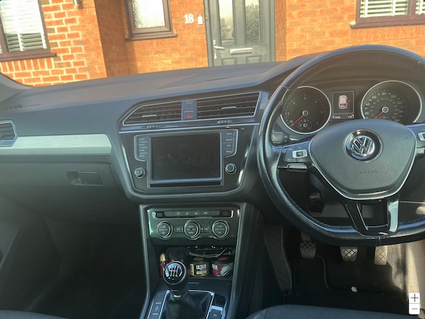 Used Volkswagen Tiguan 2017 for sale - 76192827: Photo 6