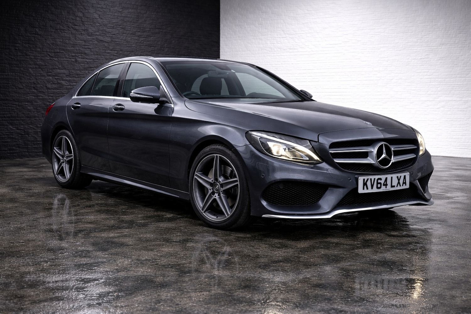 Used Mercedes-Benz C Class 2014 for sale - 77890187: Photo 1