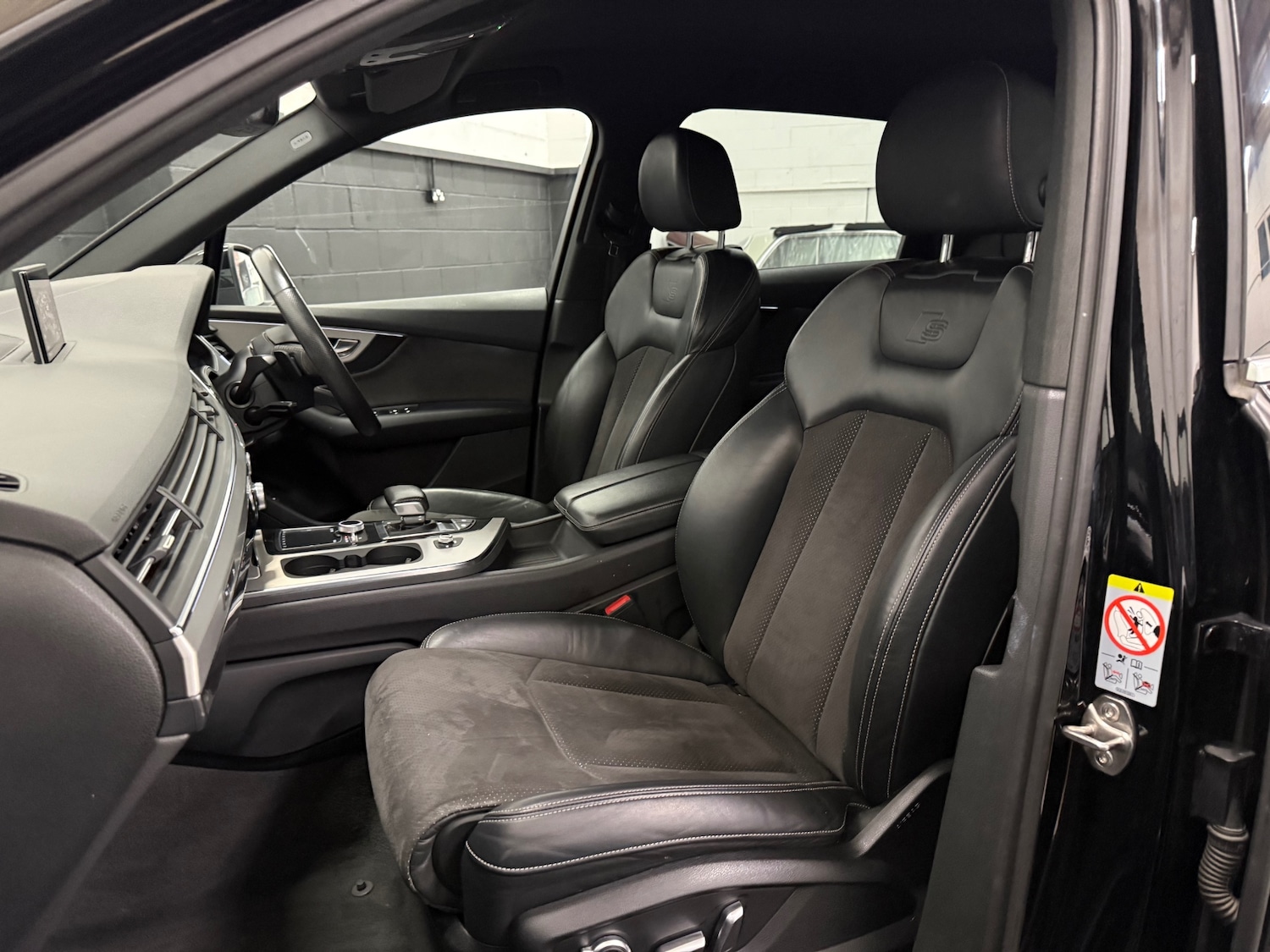 Used Audi Q7 2017 for sale - 77365584: Photo 16