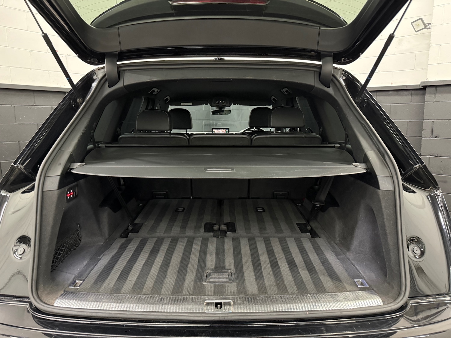 Used Audi Q7 2017 for sale - 77365584: Photo 18