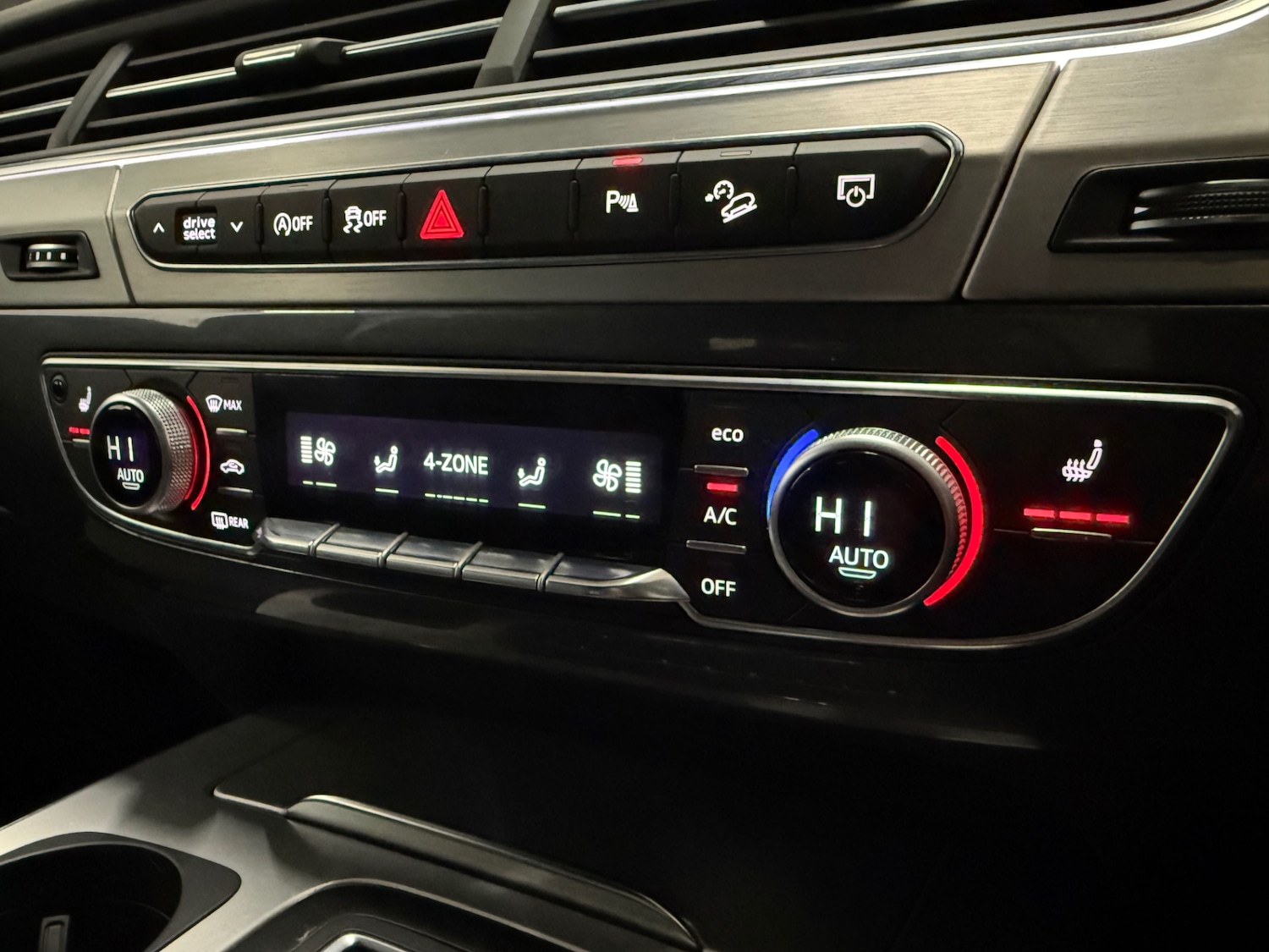 Used Audi Q7 2017 for sale - 77365584: Photo 30