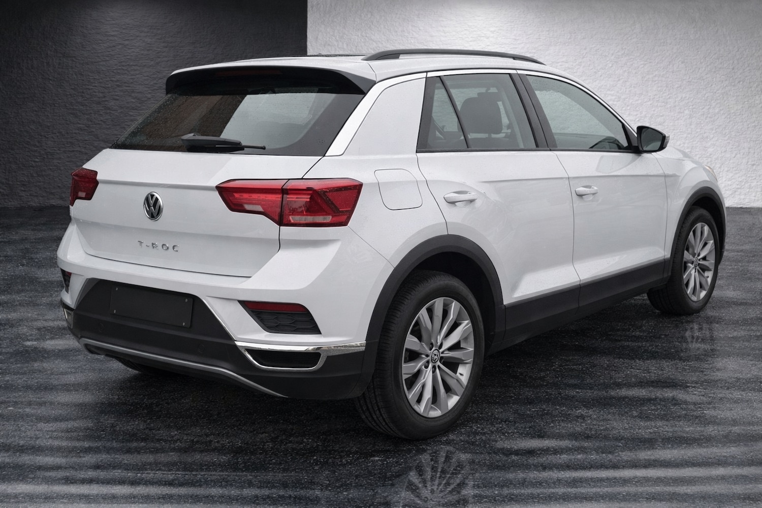 Used Volkswagen T-Roc 2019 for sale - 77965335: Photo 3