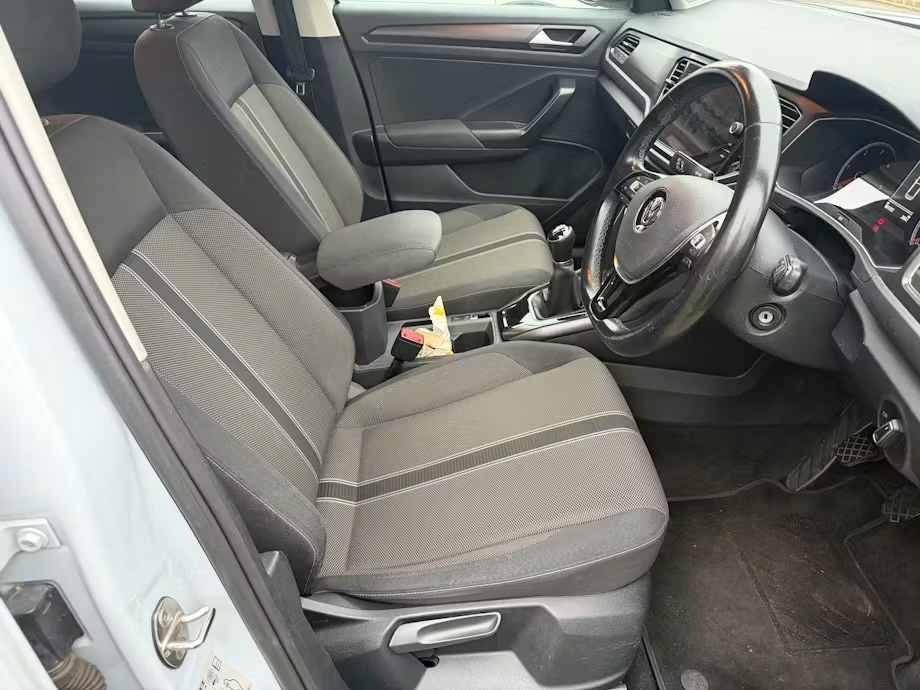 Used Volkswagen T-Roc 2019 for sale - 77965335: Photo 9