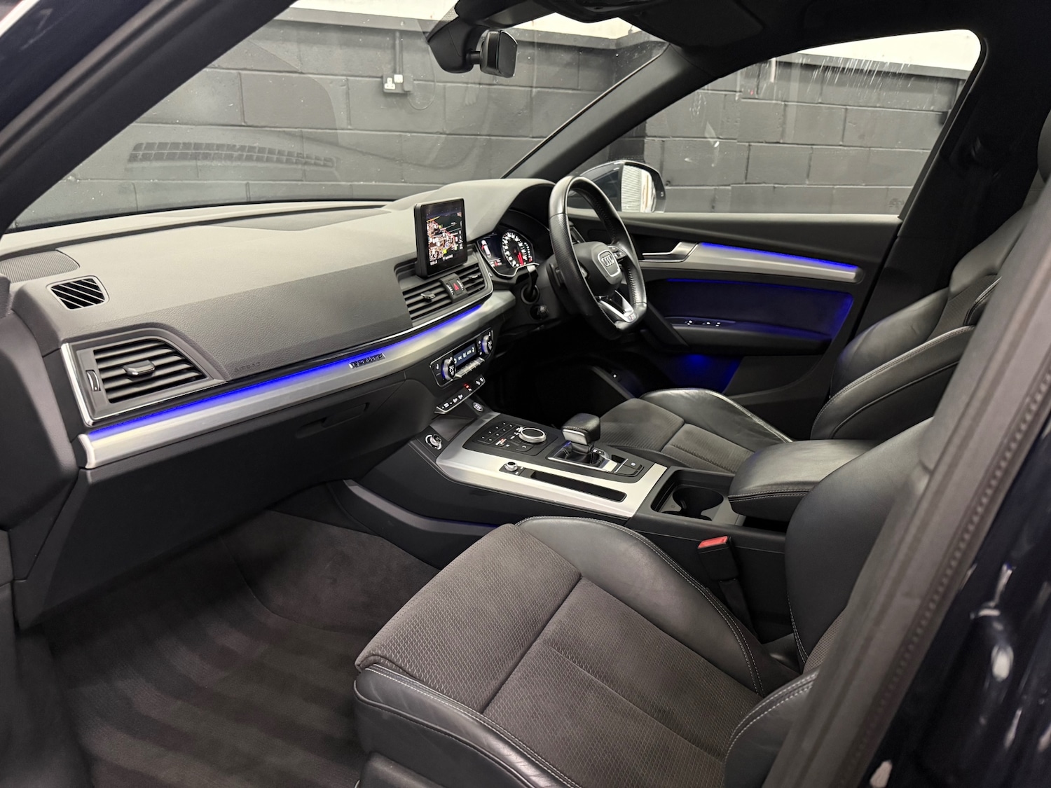 Used Audi Q5 2017 for sale - 77168749: Photo 15