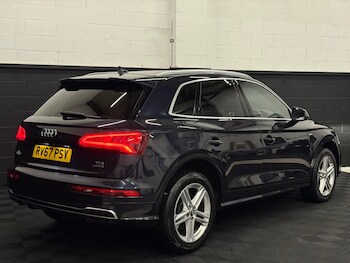 Used Audi Q5 2017 for sale - 77168749: Photo