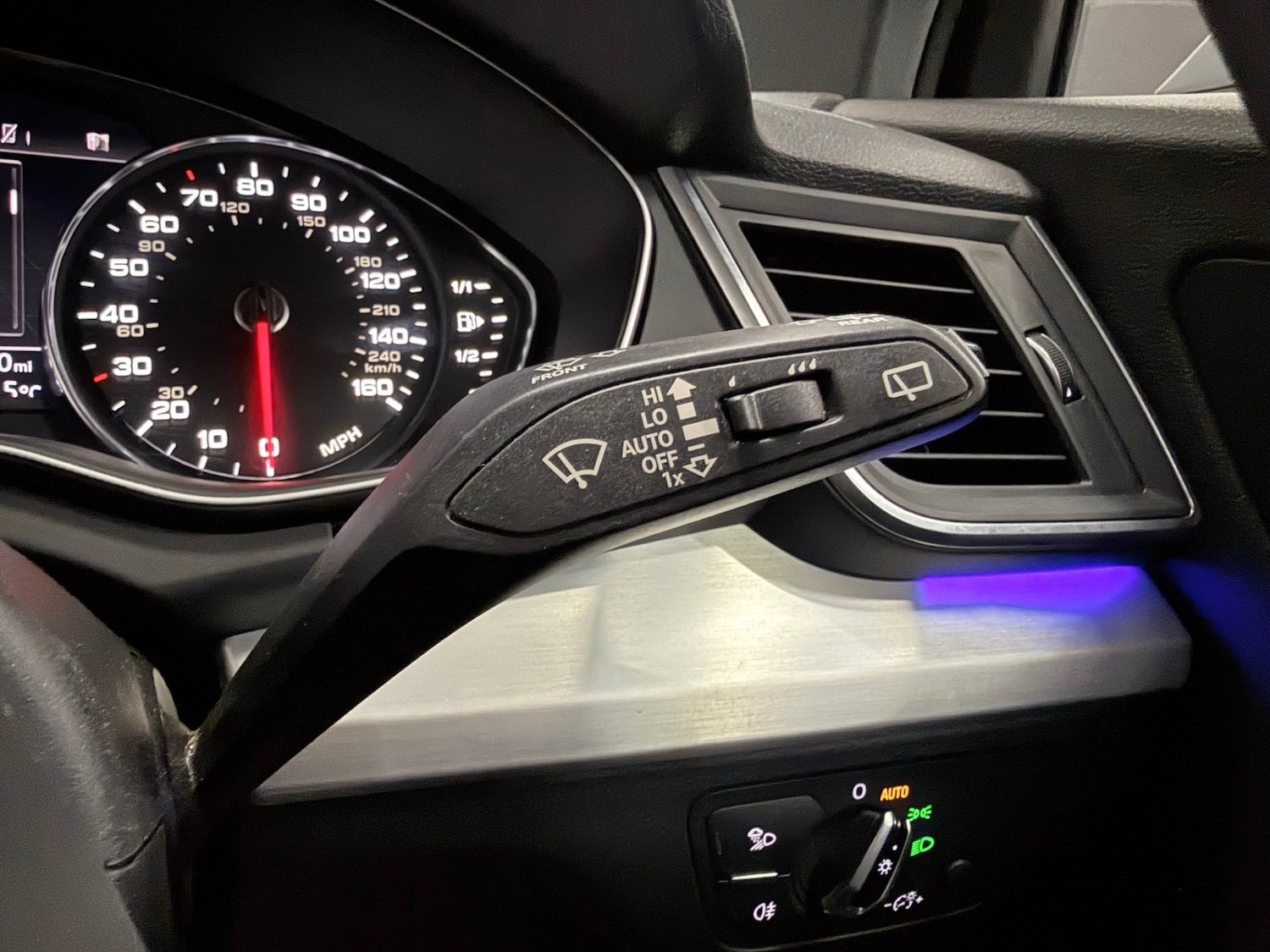 Used Audi Q5 2017 for sale - 77168749: Photo 40