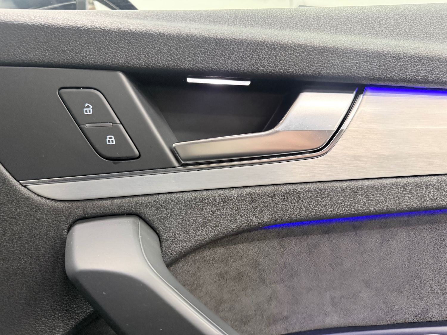 Used Audi Q5 2017 for sale - 77168749: Photo 42