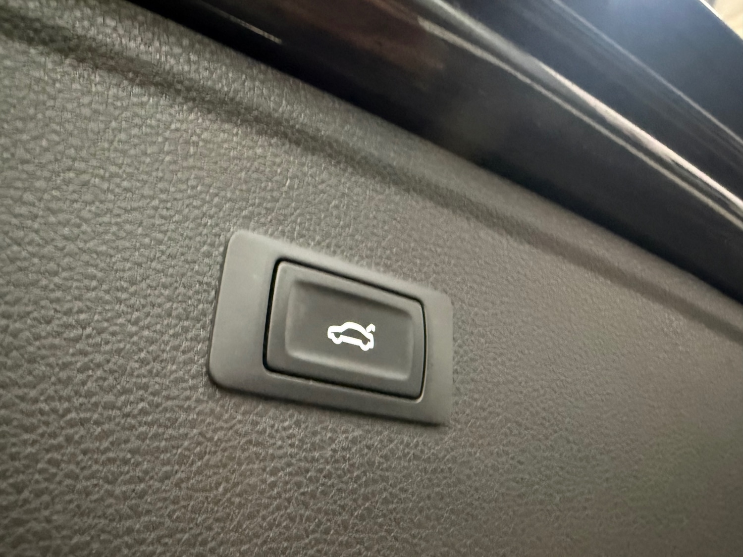 Used Audi Q5 2017 for sale - 77168749: Photo 45