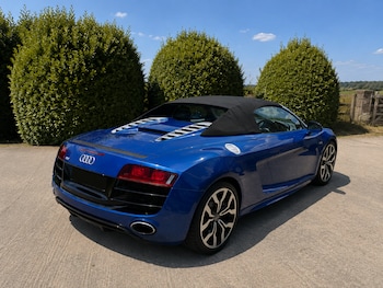 Used Audi R8 2010 for sale - 79469423: Photo
