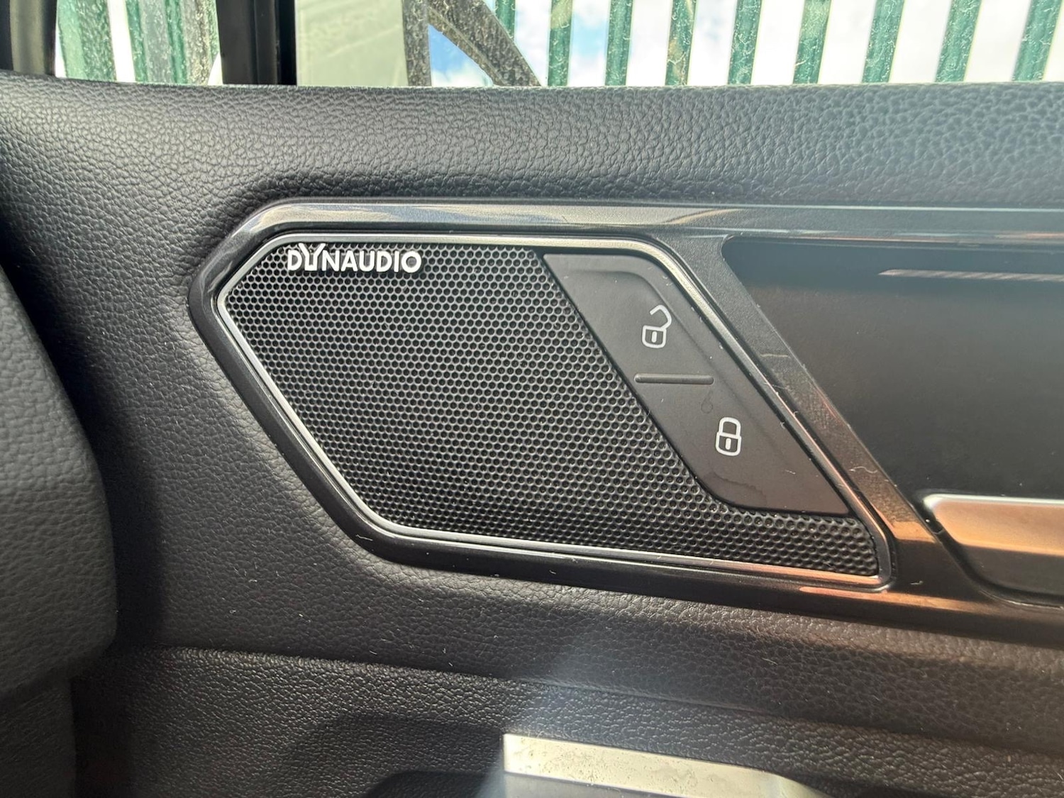 Used Volkswagen Tiguan 2018 for sale - 77831828: Photo 14