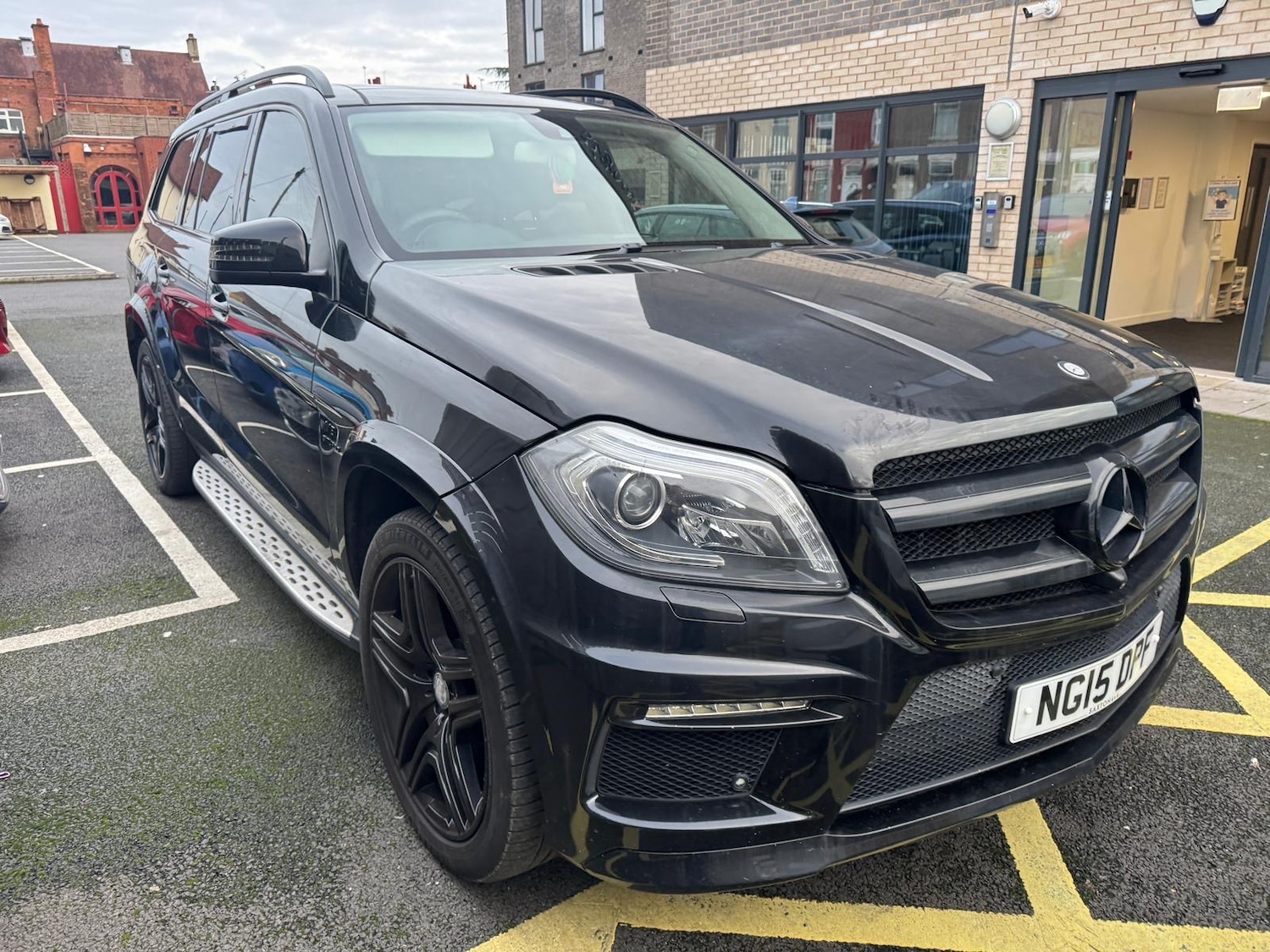 Used Mercedes-Benz GL Class 2015 for sale - 76862898: Photo 1