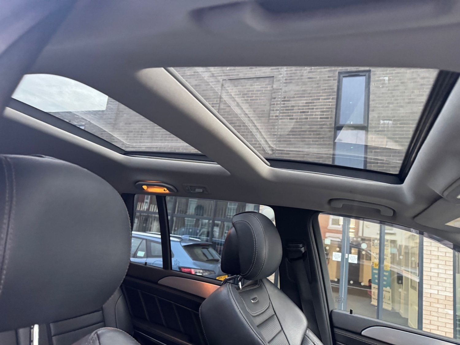 Used Mercedes-Benz GL Class 2015 for sale - 76862898: Photo 16