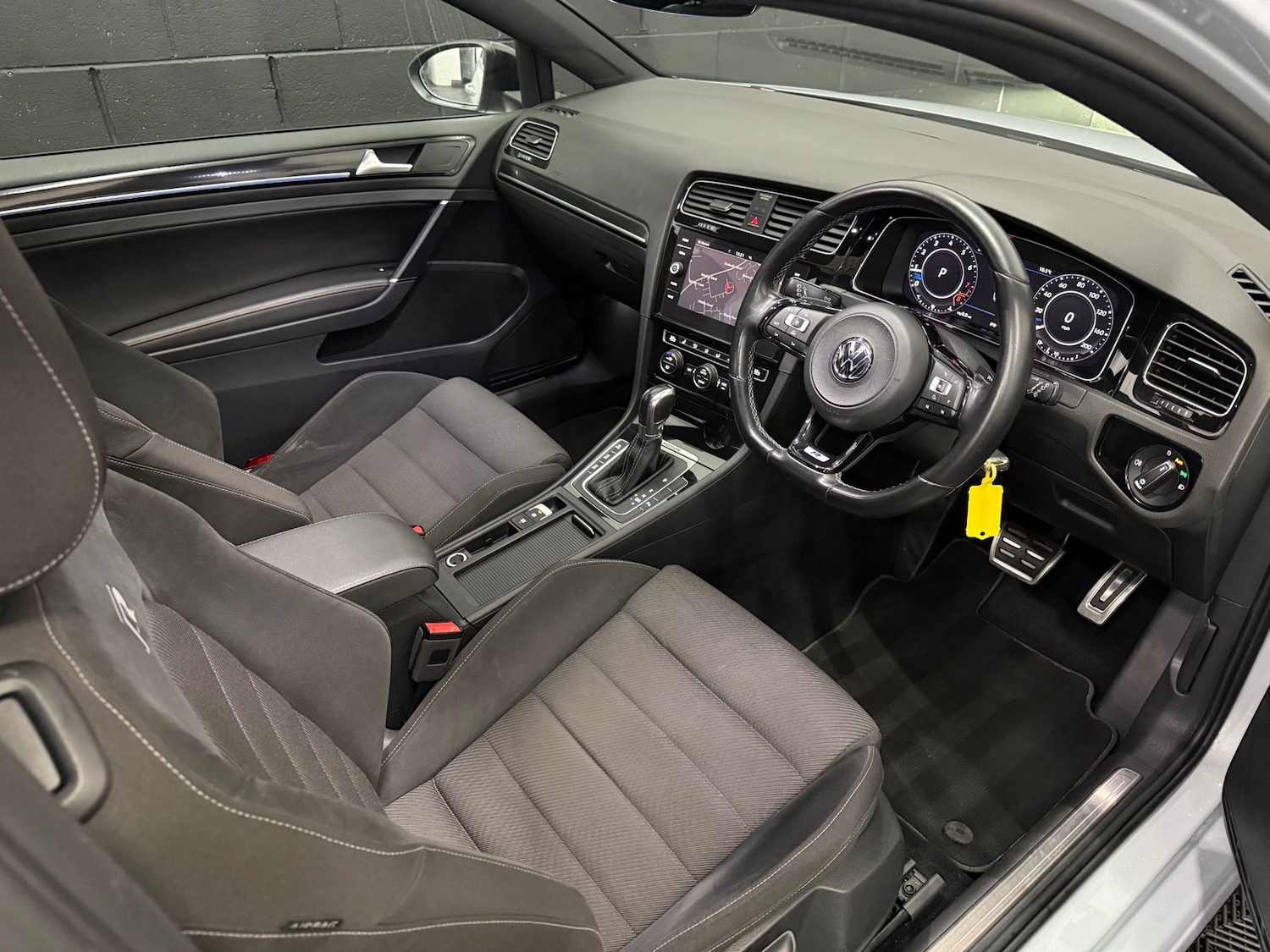 Used Volkswagen Golf 2018 for sale - 76969827: Photo 10