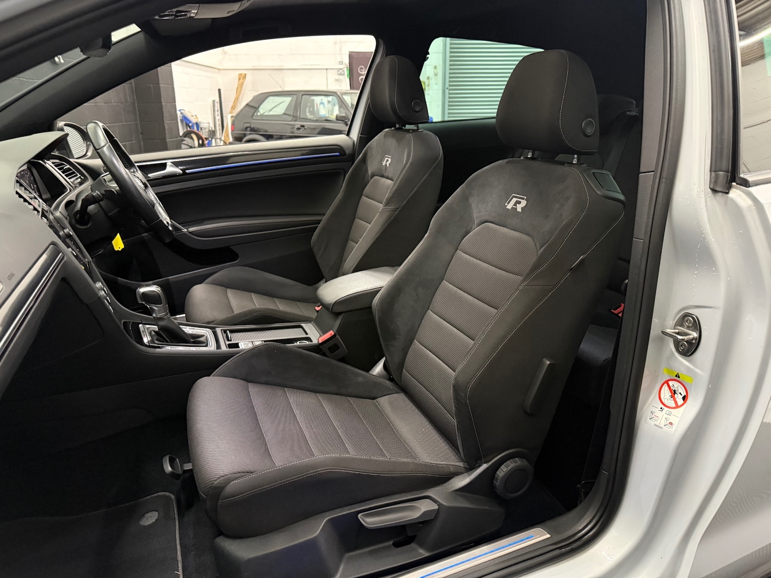 Used Volkswagen Golf 2018 for sale - 76969827: Photo 14