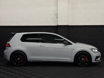 Used Volkswagen Golf 2018 for sale - 76969827: Photo